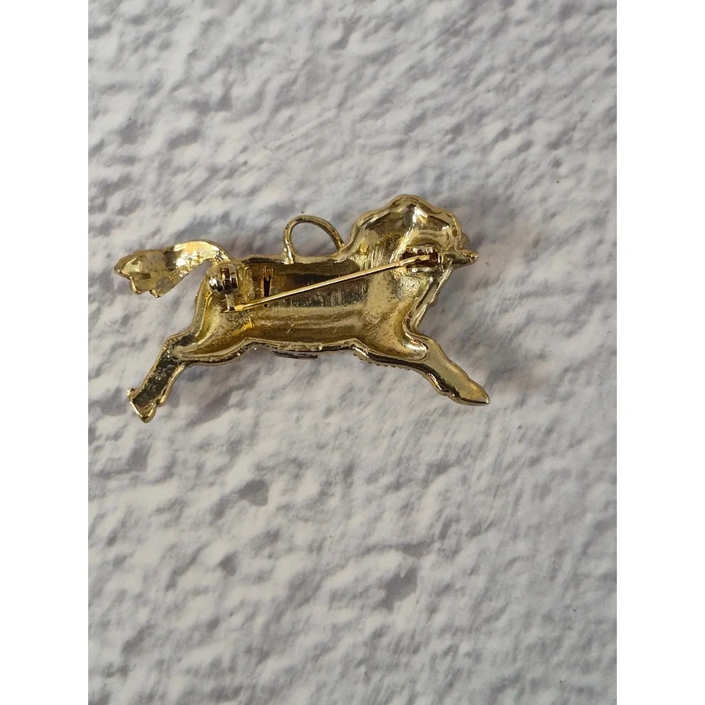 Vintage Gold Tone Rhinestone Horse Brooch Pin Ruby Red Crystal Saddle Pony